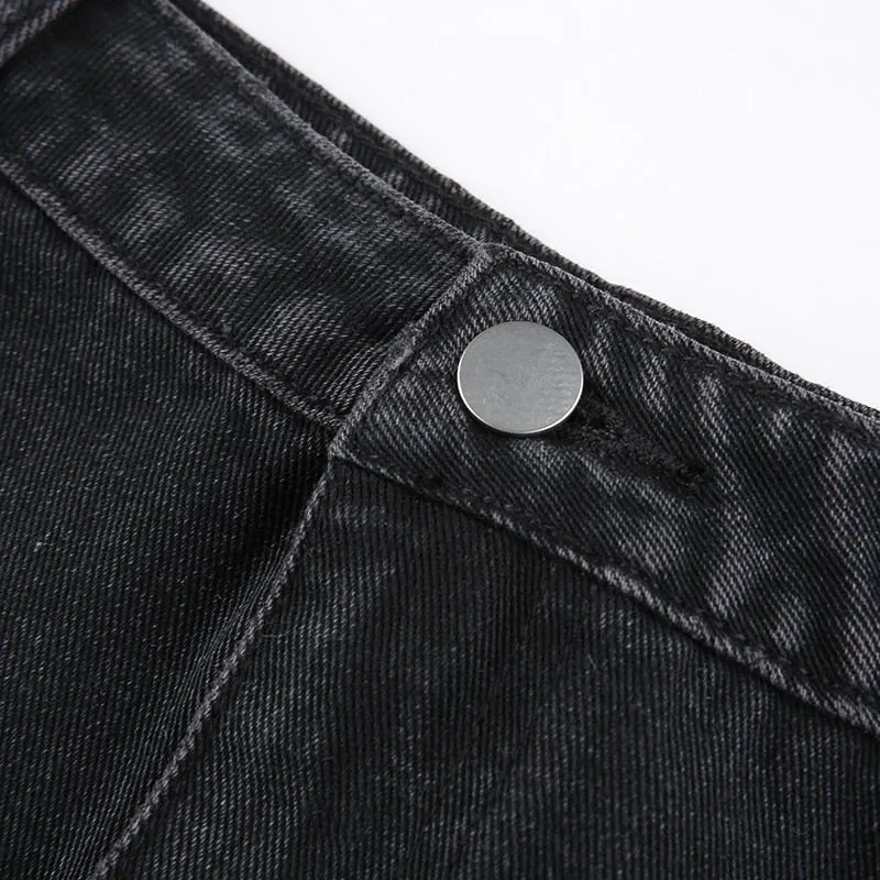 Black Cargo Style Pleated Skirt
