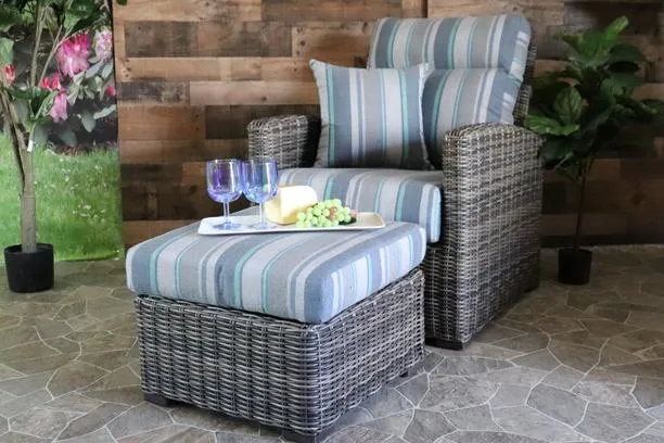 Eureka Club Chair
