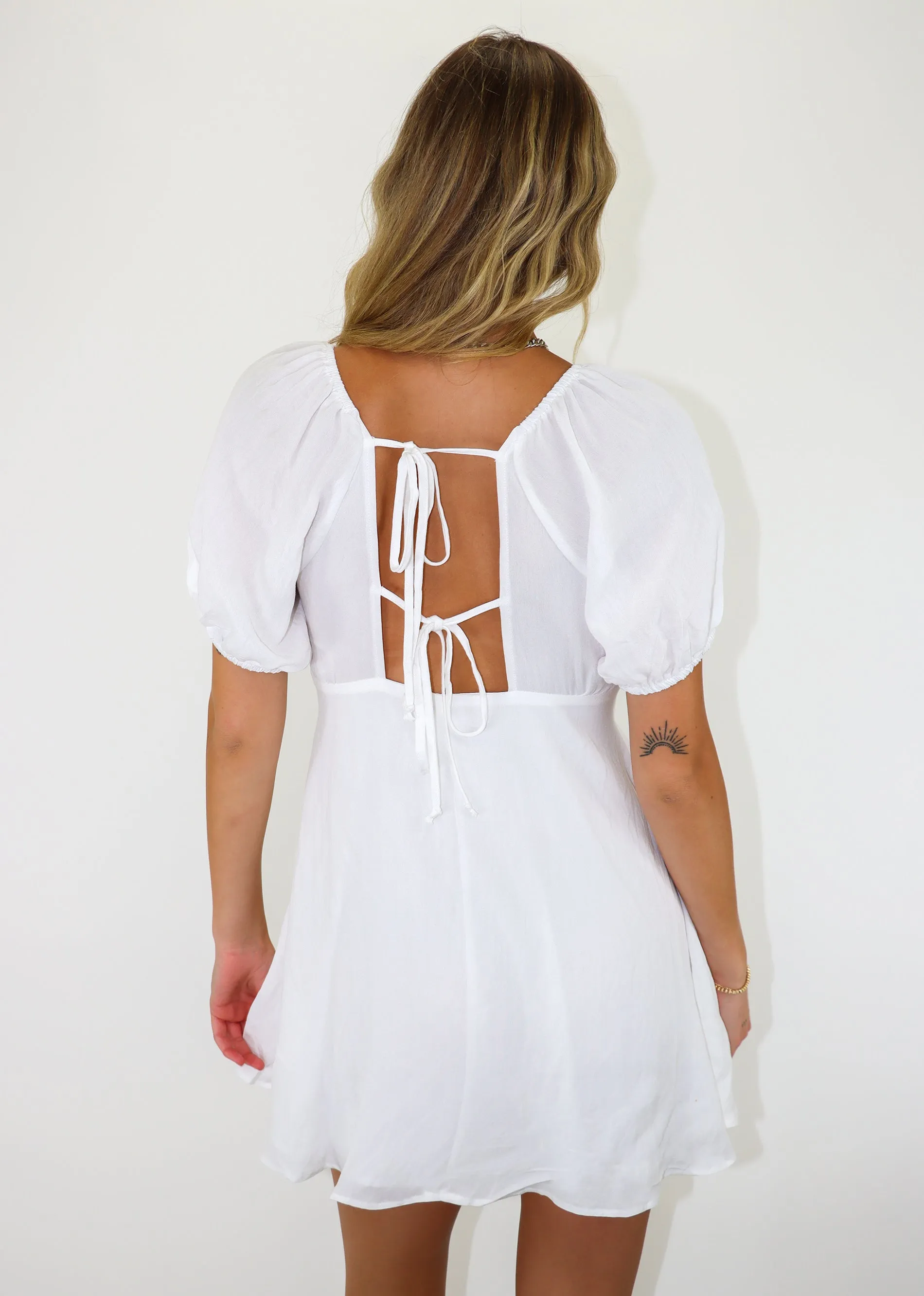 Hypnotize Dress ★ White